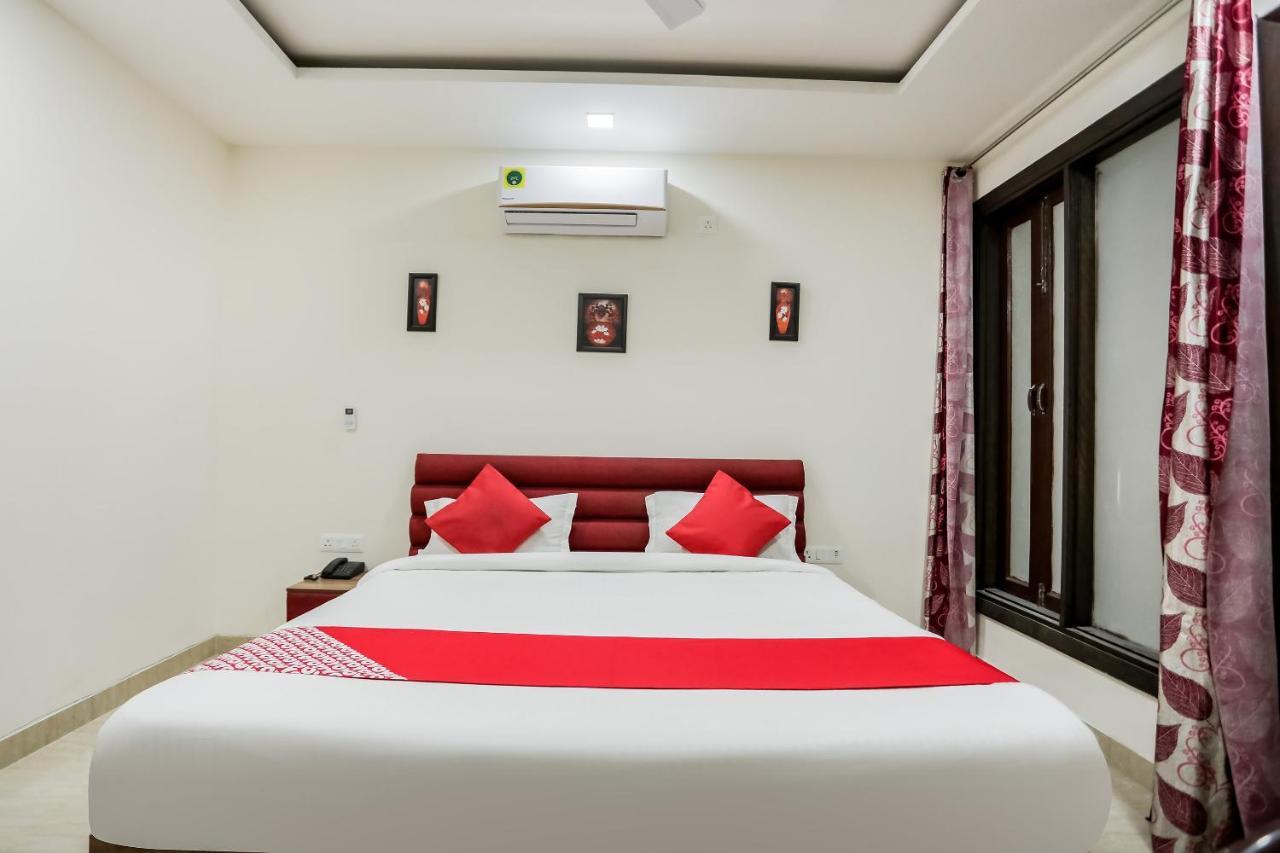 Oyo 65118 Hotel Vatika Gurgaon Buitenkant foto