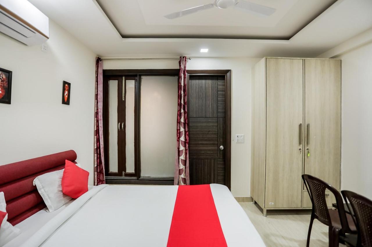 Oyo 65118 Hotel Vatika Gurgaon Buitenkant foto
