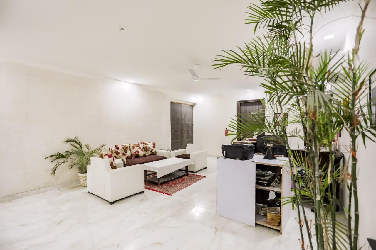 Oyo 65118 Hotel Vatika Gurgaon Buitenkant foto